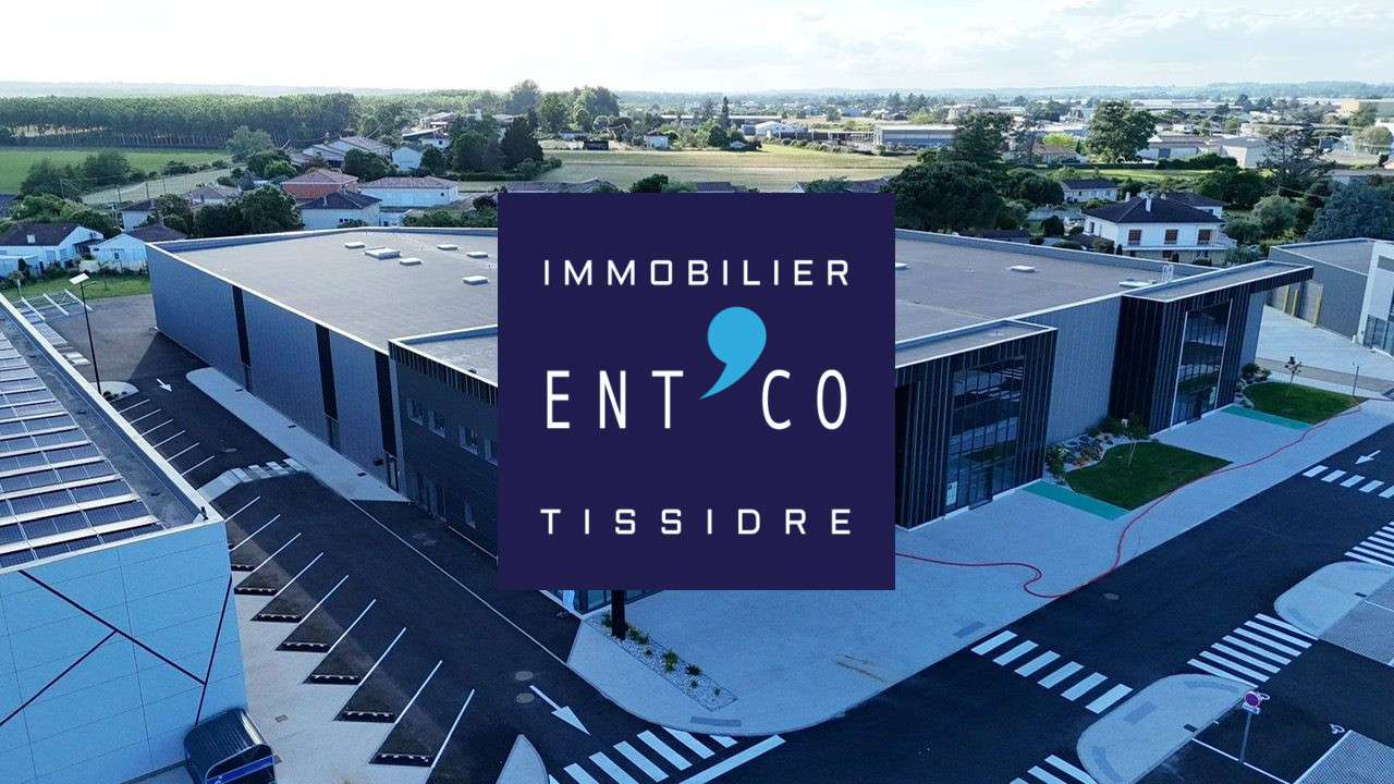 A louer local commercial 257m² vitrine 6m Marmande