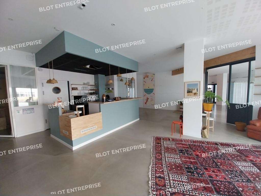 A vendre locaux commerciaux 170m² à Pornichet