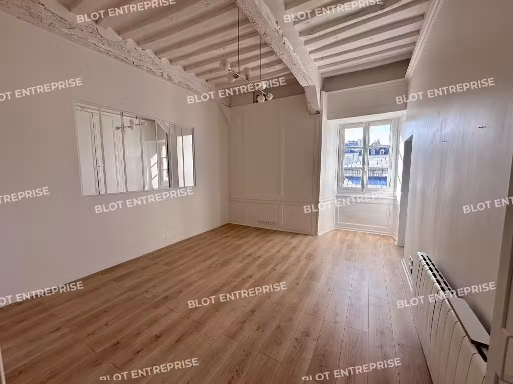 A vendre bureaux 111m² en centre ville de Rennes