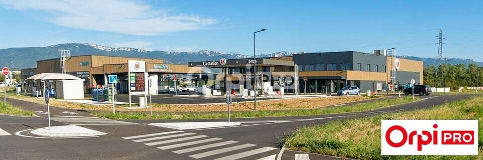 Bureau lumineux 440m² à louer à Chatuzange