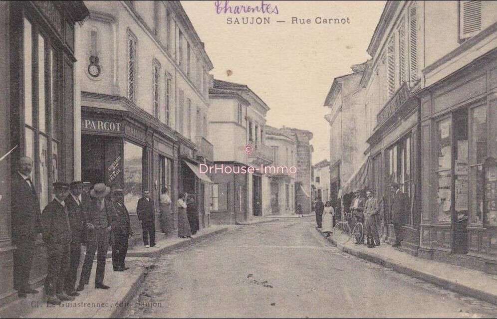 Droit au bail à céder 60m² Rue Carnot à Saujon