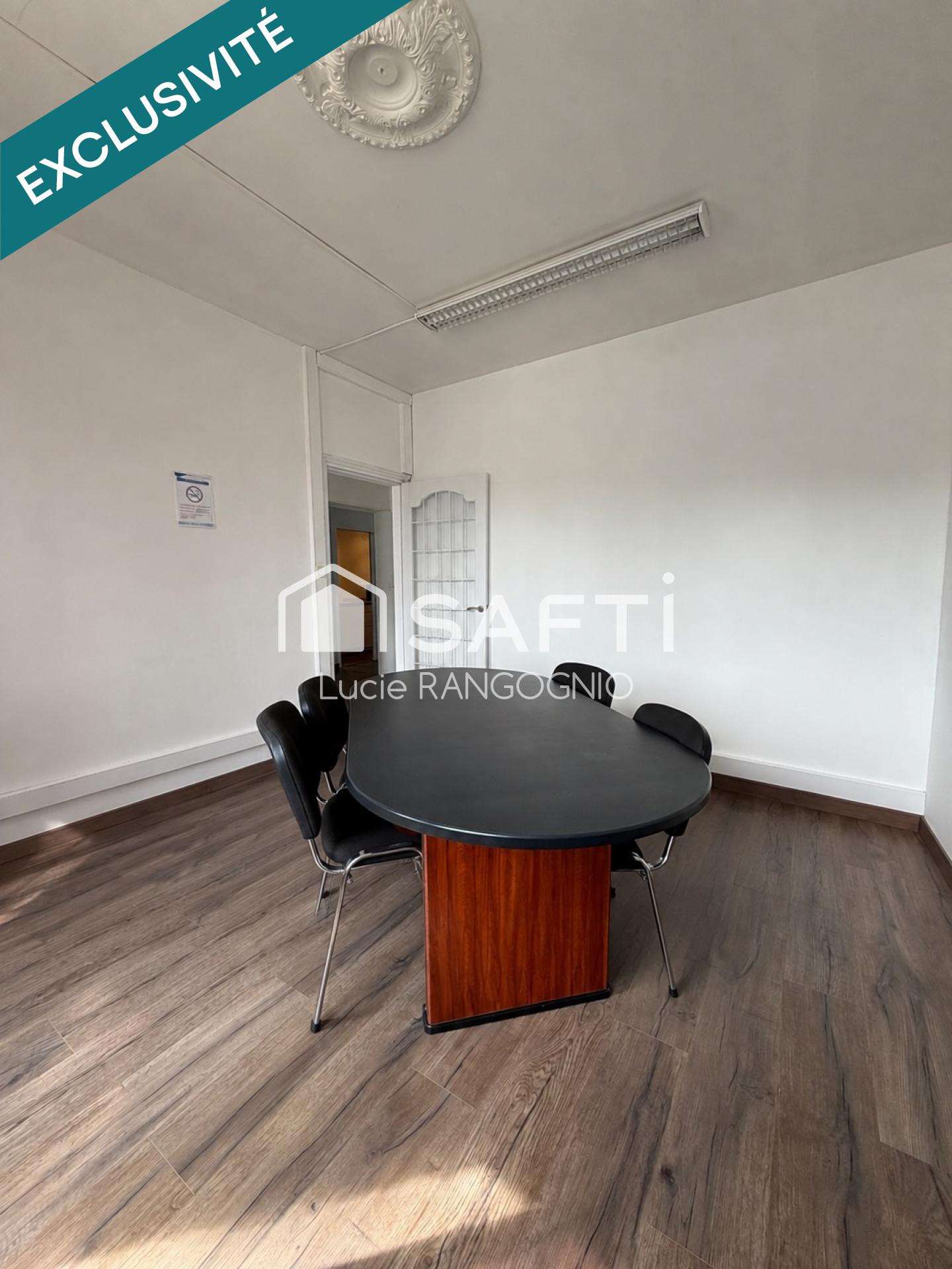 Bureaux ou Commerces en plein centre-ville Arques