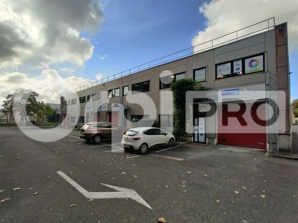 A louer local d'activité de 157m² en zi Bondoufle