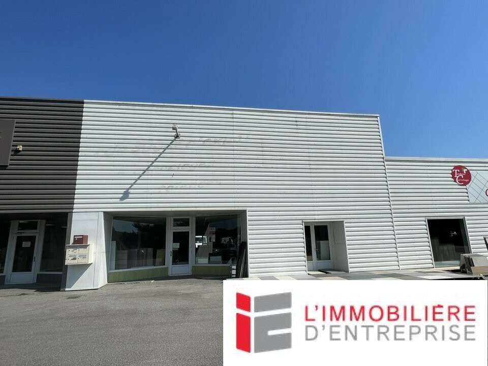 A louer local commercial 172m² à Vannes