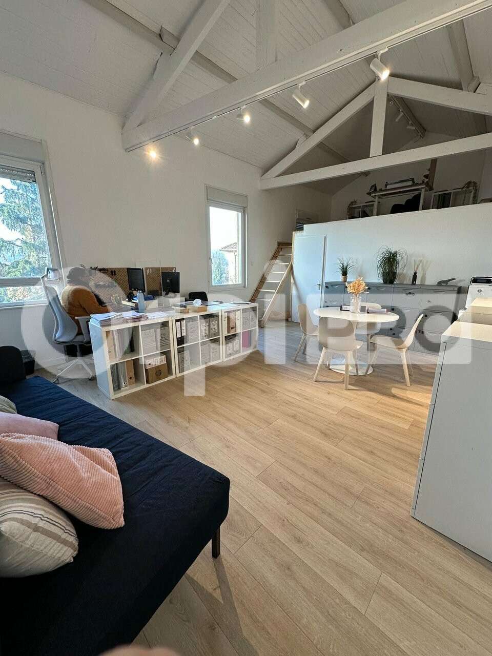 Bureaux sur 2 étages à louer à Caluire-et-Cuire