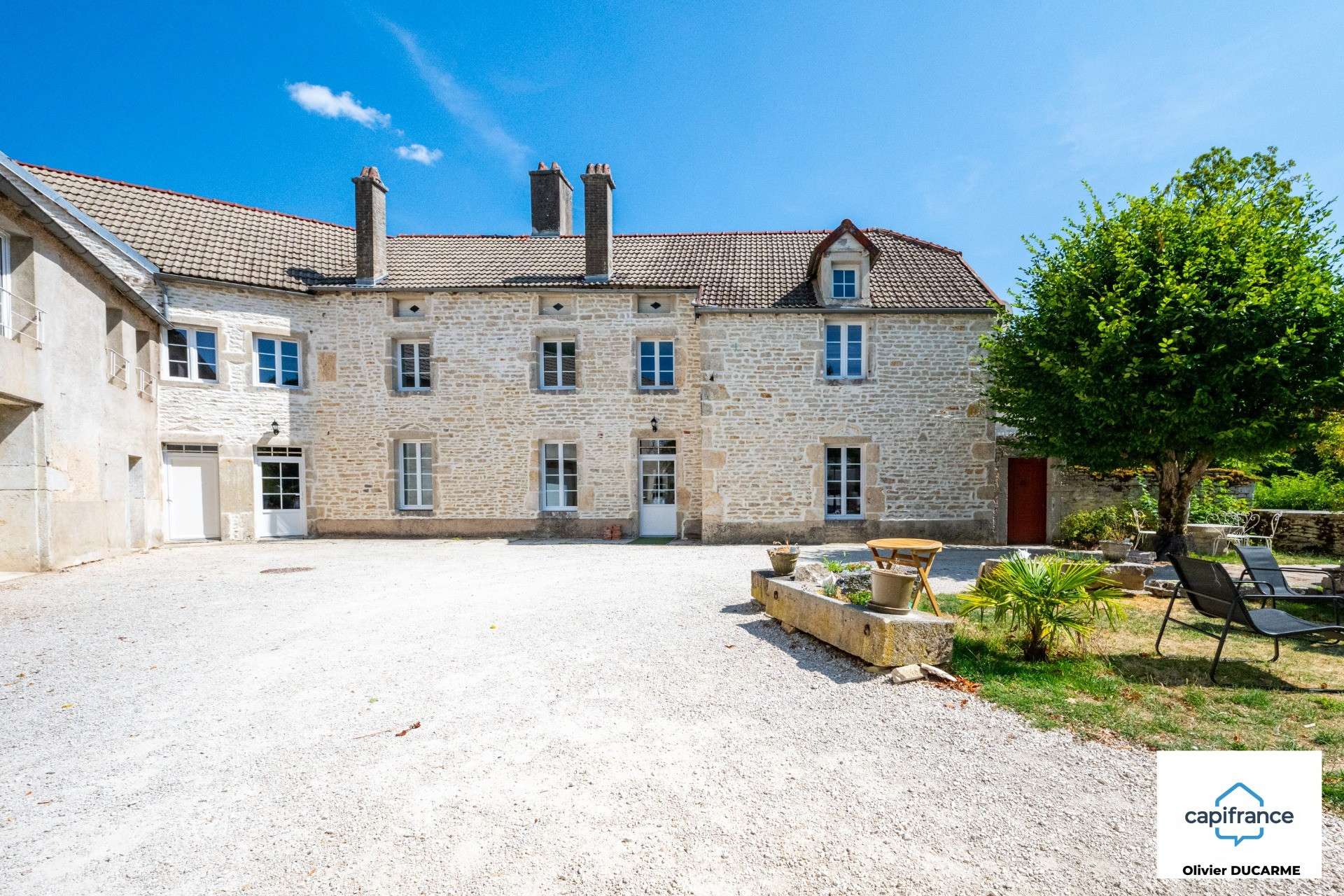 M & F gîte et chambres d'hôtes à vendre à Moloy 