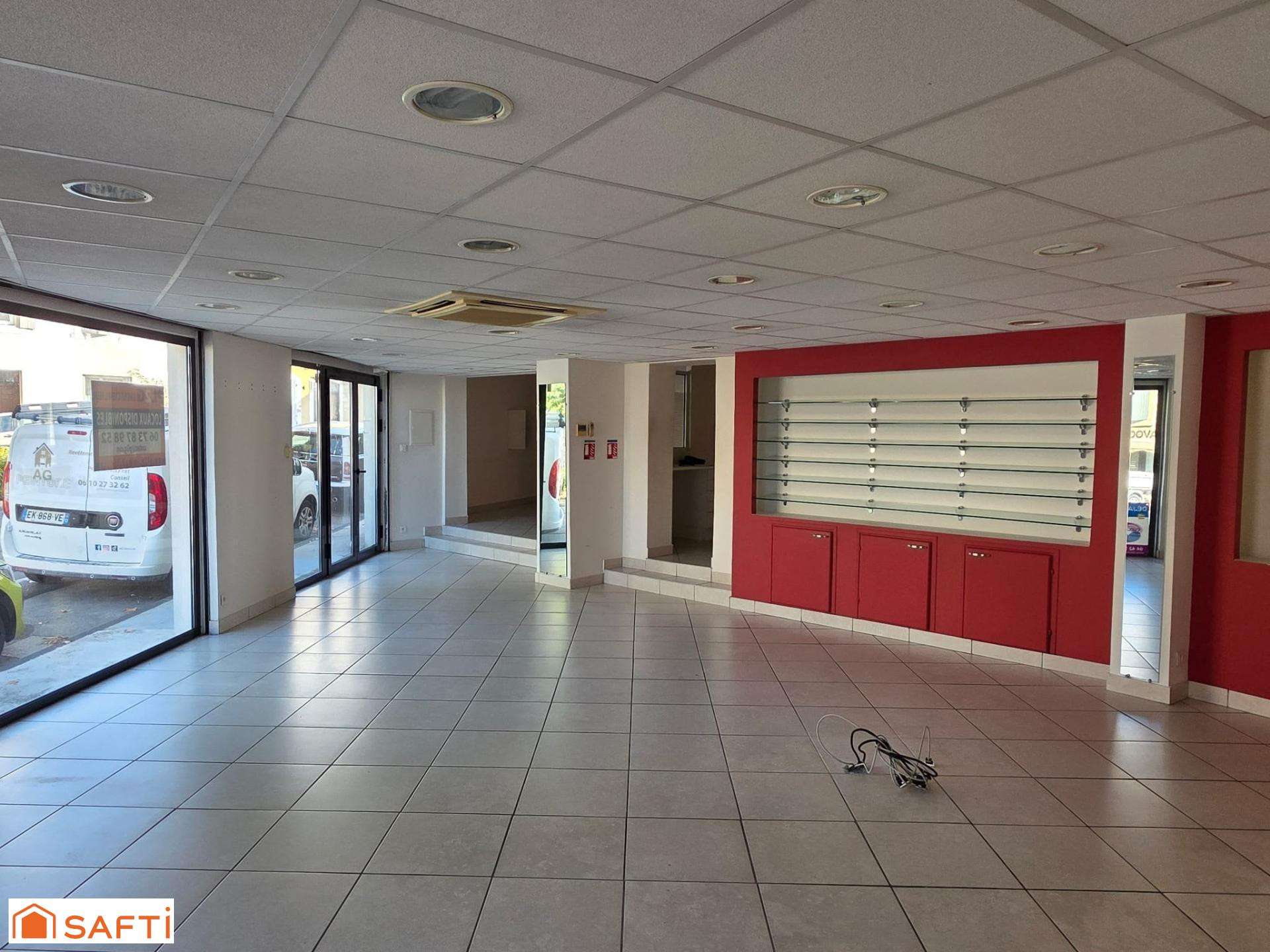 A louer local commercial 85m² à Lançon-Provence