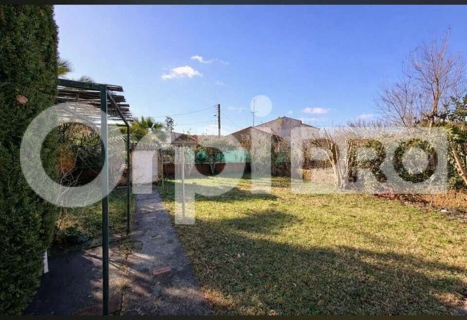 Ensemble commercial 192m² à vendre à Agde 