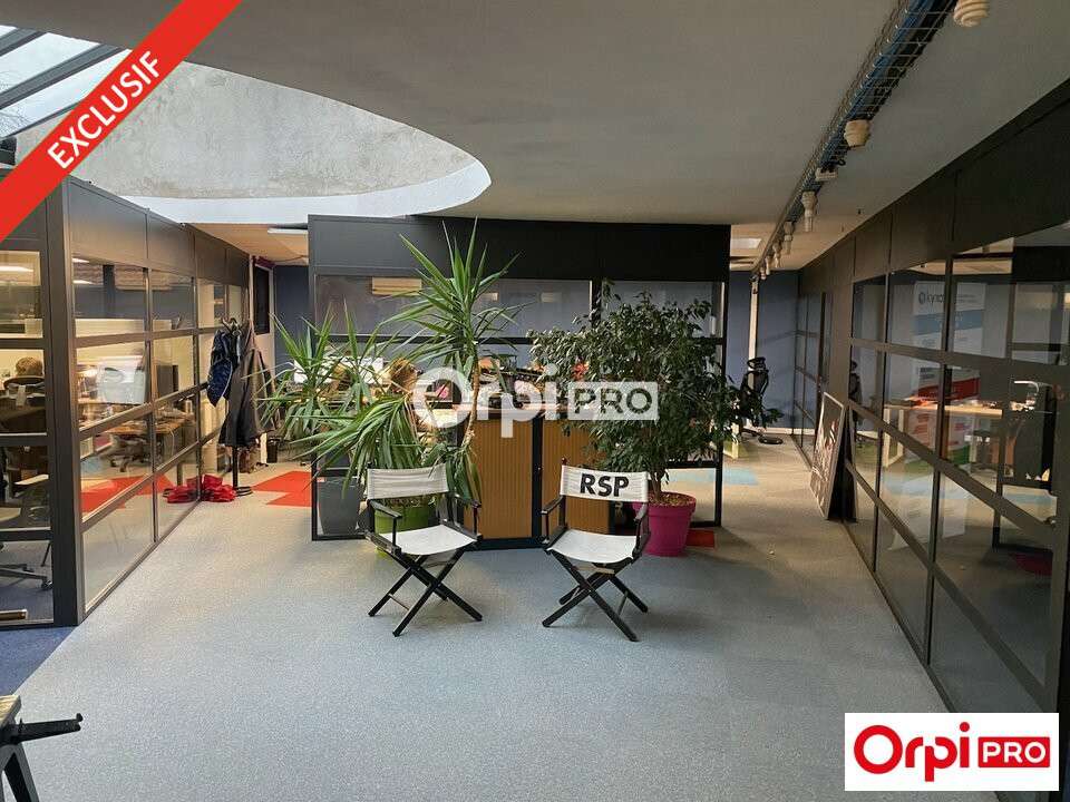 Vente bureaux 360m² à Romans-sur-Isère proche gare