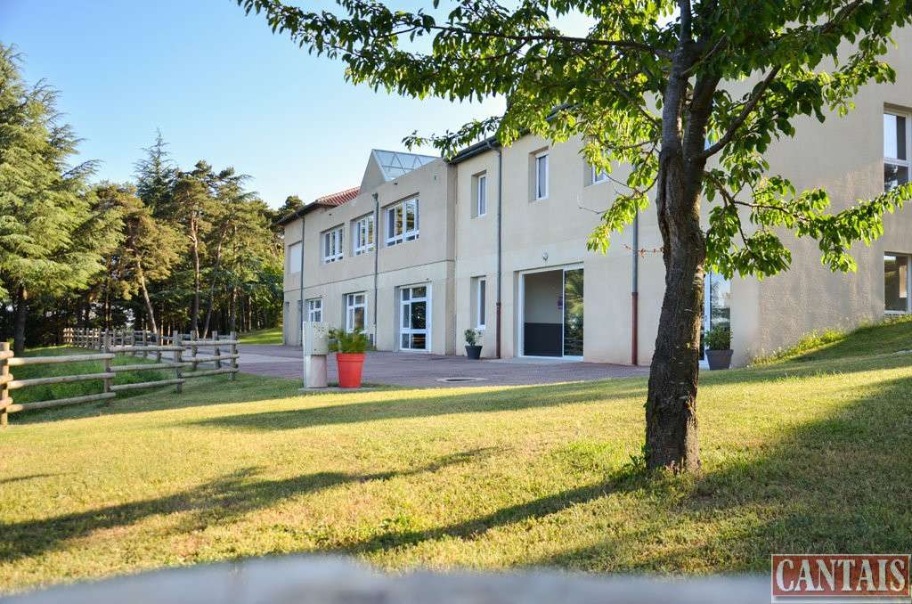 Cession Gîte de groupe 1000m² avec vue vallée 13