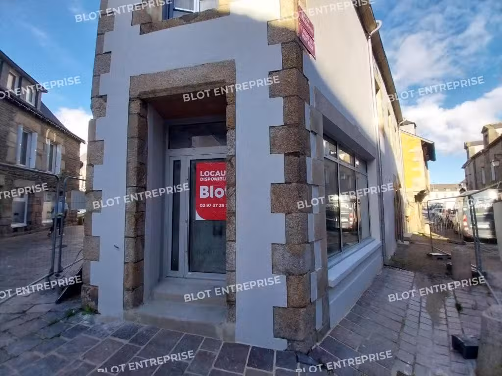 A louer local commercial 54m² en RDC à Pontivy