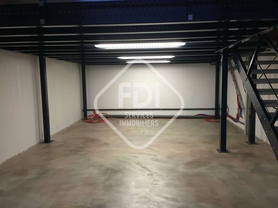 Vente local d'activité 90m² à Castelnau-le-Lez