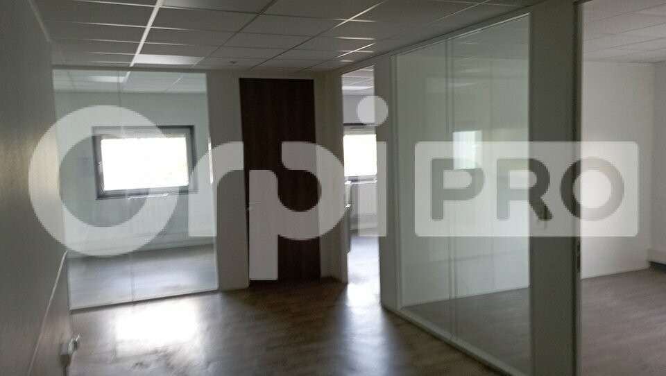 Bureaux 95m² R+1 à louer à Cormontreuil 