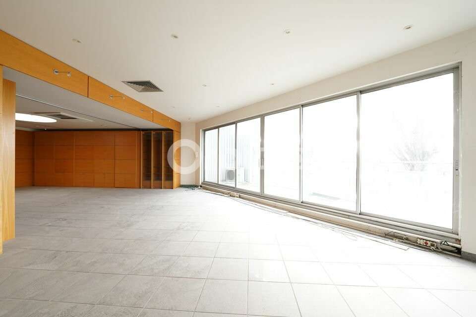 Bureaux à louer 250m² à Brindas