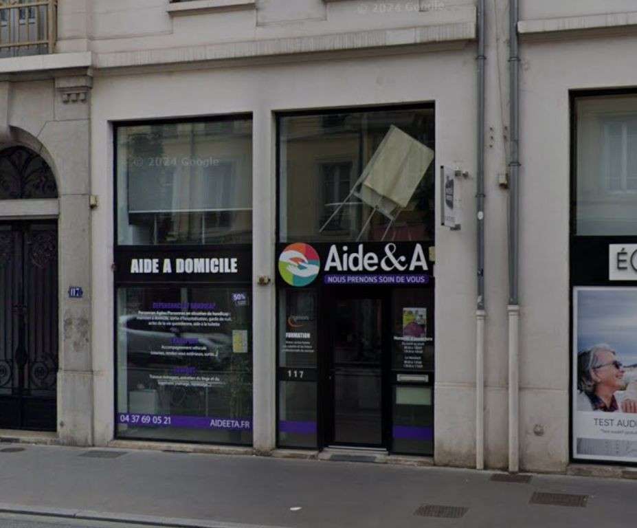 Loue local commercial 55m² à Lyon cours Lafayette