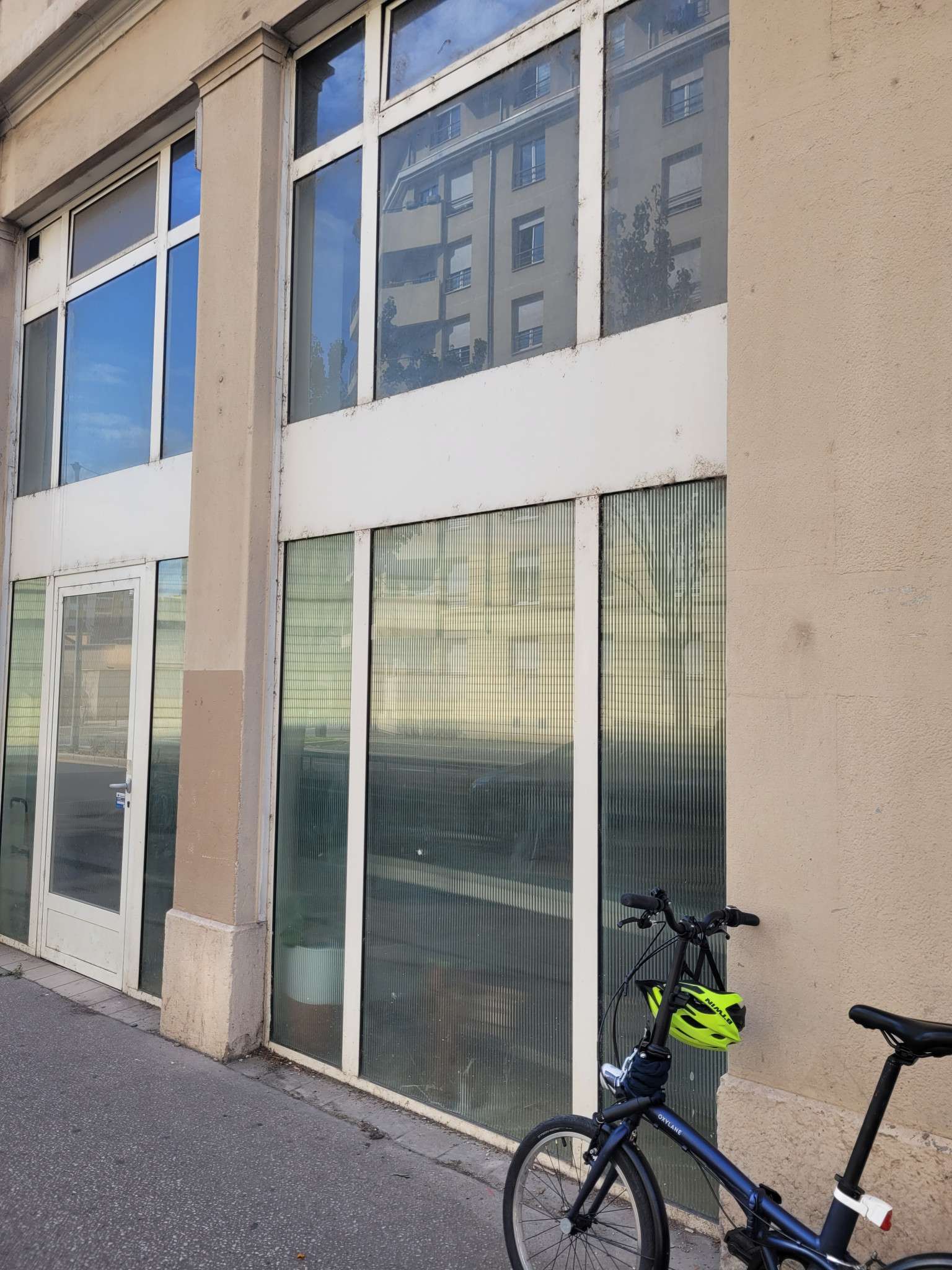 A louer local de 100m² à Villeurbanne Salengro