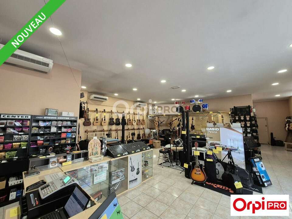 Local commercial 145m² à louer à Romans-sur-Isère