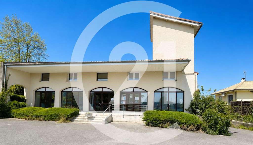 Locaux 740m² sur axe passant, entrée de Valence 