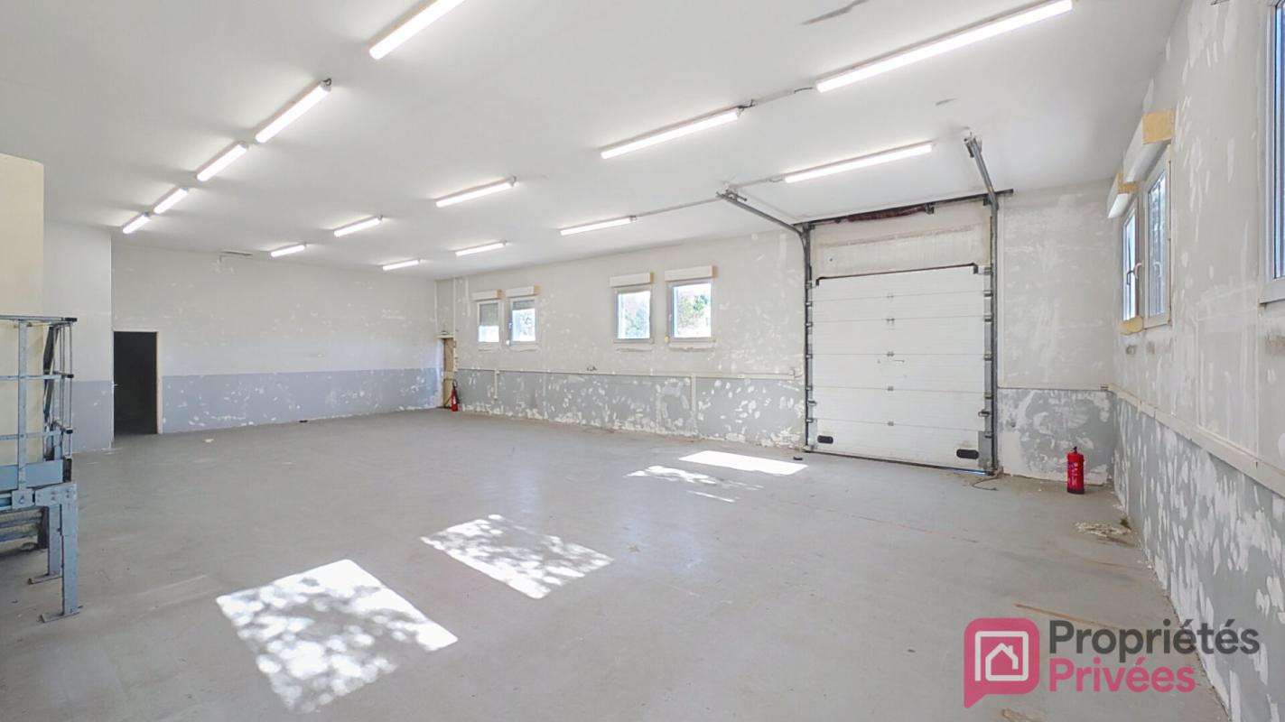 A louer atelier sécurisé de 150m² à Saint Chamas