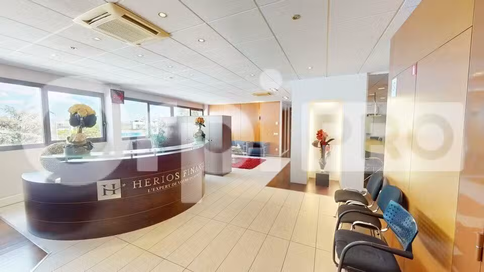 Loue bureau d'exception 264m² au coeur de Dardilly