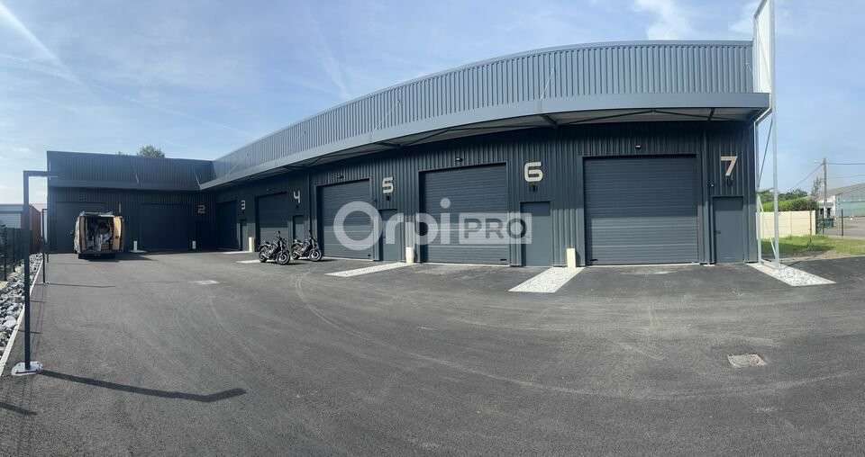 Entrepôt 70m² à louer à Saint Vincent de Tyrosse