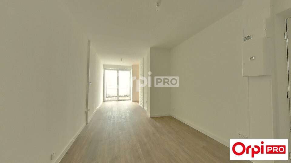 A louer local 33m² emplac. stratégique à Roubaix 