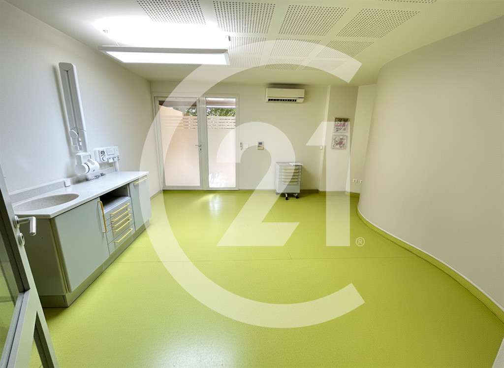Vente local professionnel de 63m² Valence centre