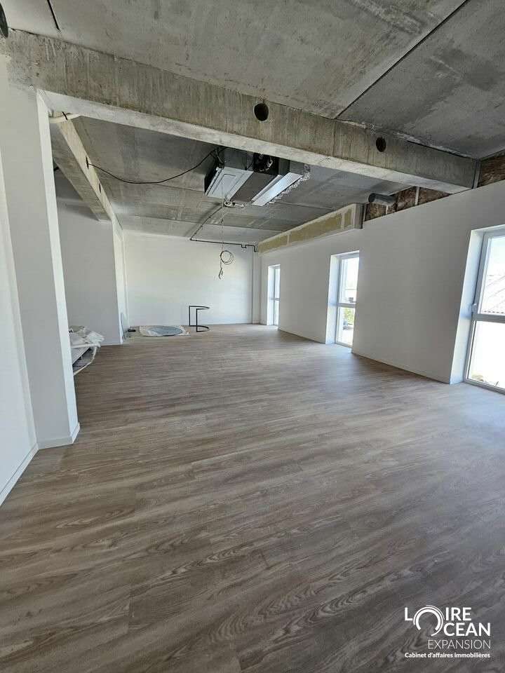 A louer bureaux de 65m² avec garage Pornic Ouest