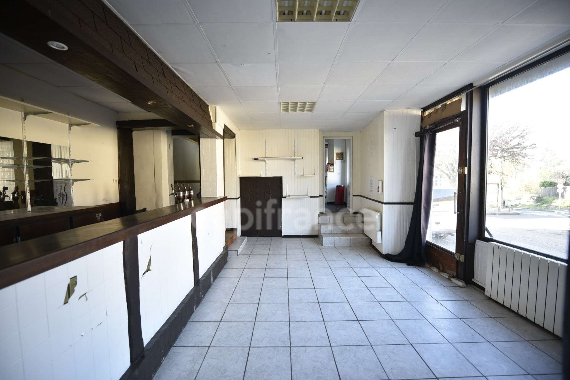 Local commercial 160m² à vendre sur Vernon