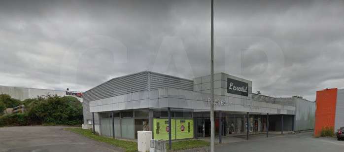 A louer local commercial de 508m² en zc de Lorient