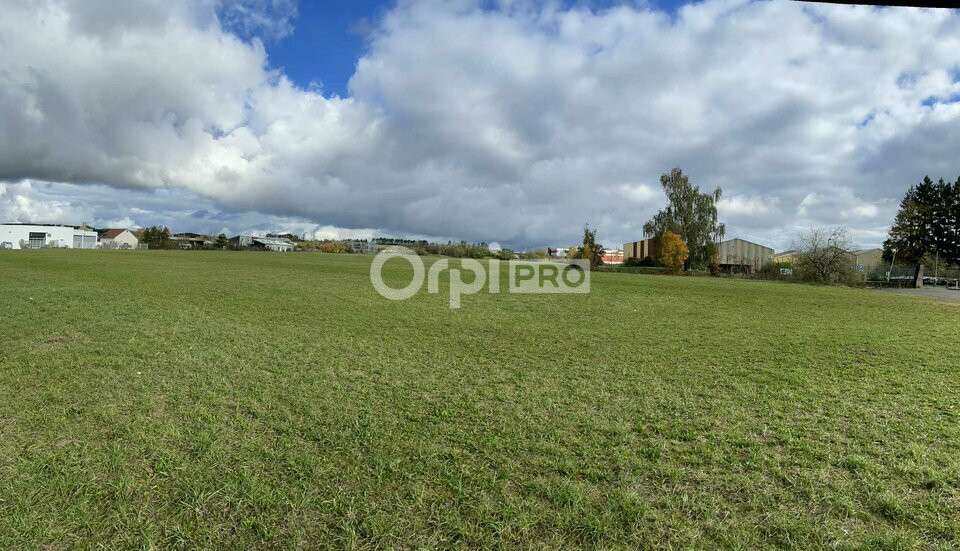 Vente terrain de 32 000m² à Selongey