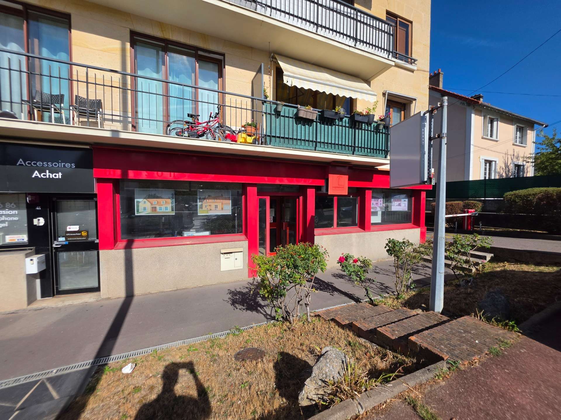Local commercial 80m² à louer à Ris Orangis (91)