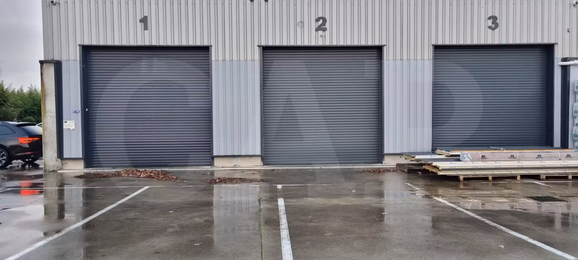 A vendre bâtiment d’activité 1 024m² à Corps-Nuds