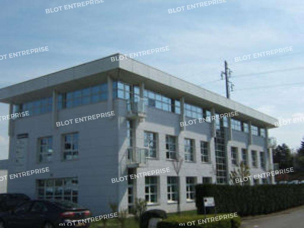 Loue bureaux 300m² à Cesson-Sevigne ZAC Peupliers