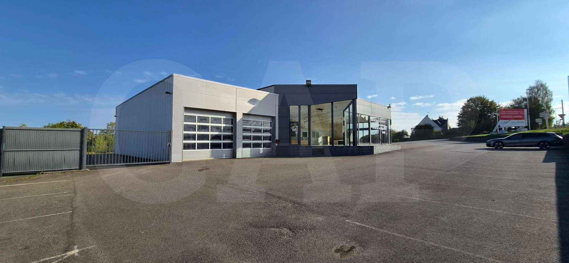 A vendre bâtiment 675m² bonne visibilité à Vitré