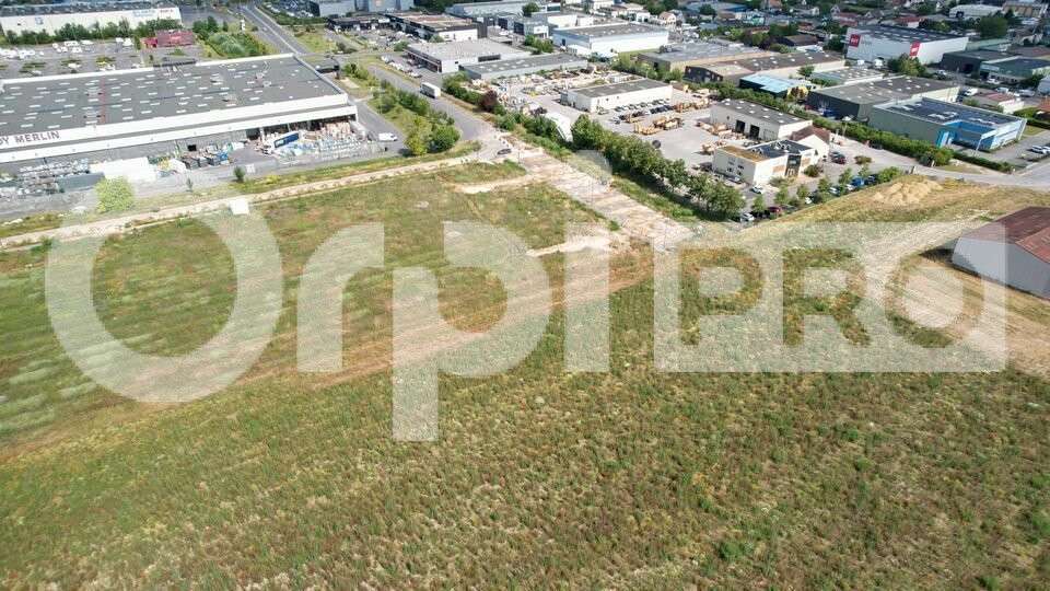 Terrain 1.4ha à vendre en ZAC à Cormontreuil