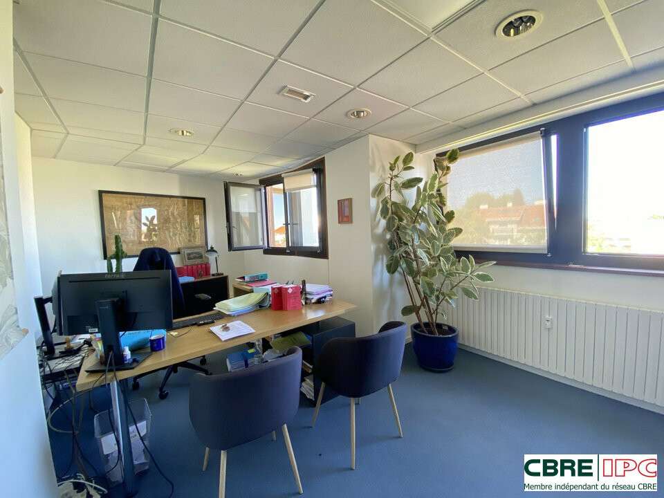 Location bureaux R+3 à Bayonne quartier Arènes
