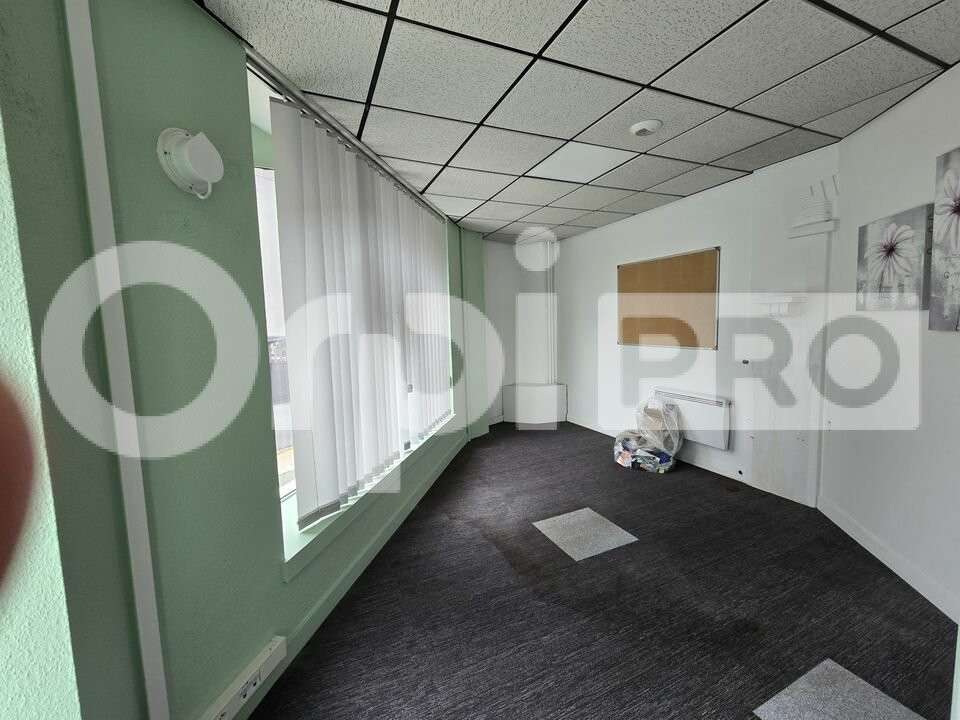 Loue espace professionnel 192m² à Montluçon centre
