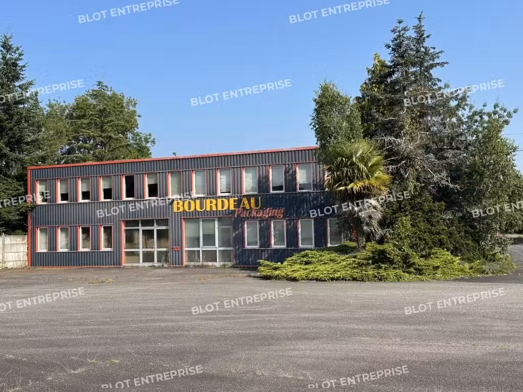 A vendre ensemble immobilier 2 917m² à Treillières