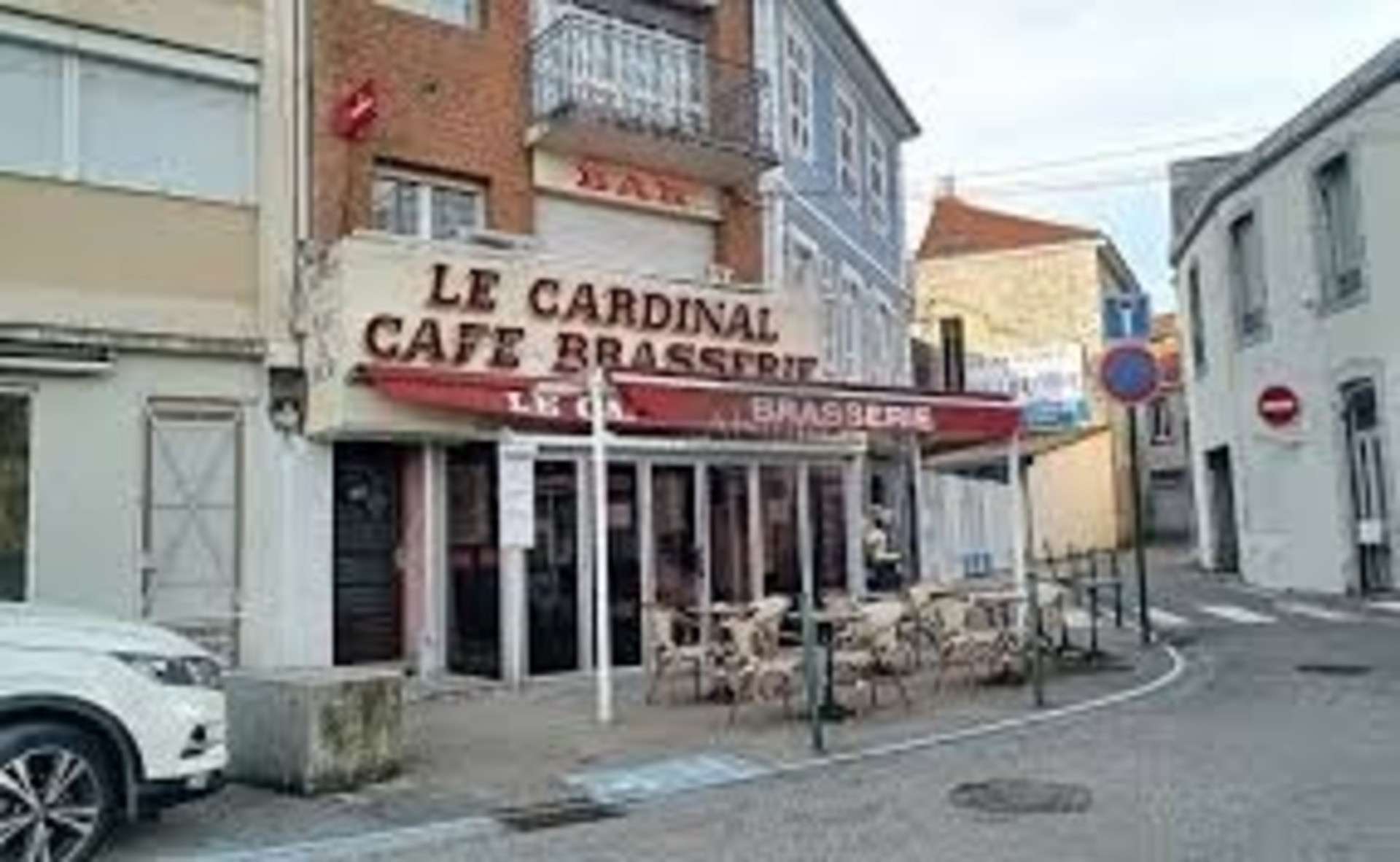 Location bar restaurant à louer à Lourdes centre