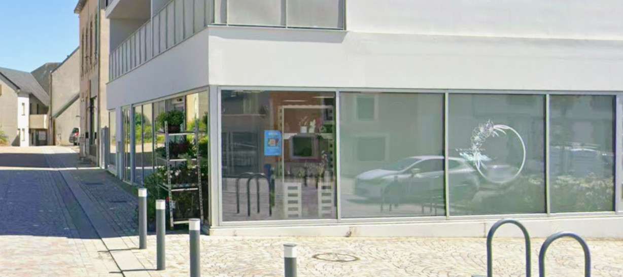 Vente local commercial de 114m² à Louverné centre