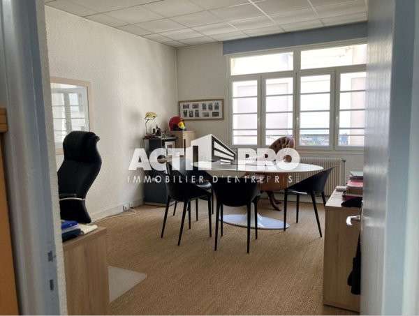 A louer bureaux de 213m² en Pyrénées Orientales