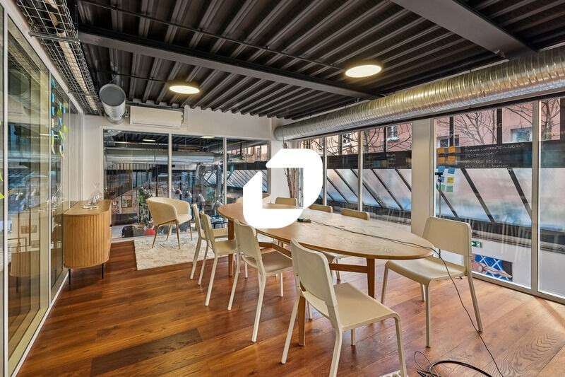 Vente Bureaux 610m² Paris