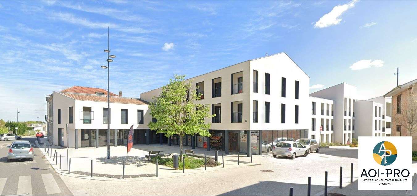 A louer local commercial 51m² St-Médard-en-Jalles