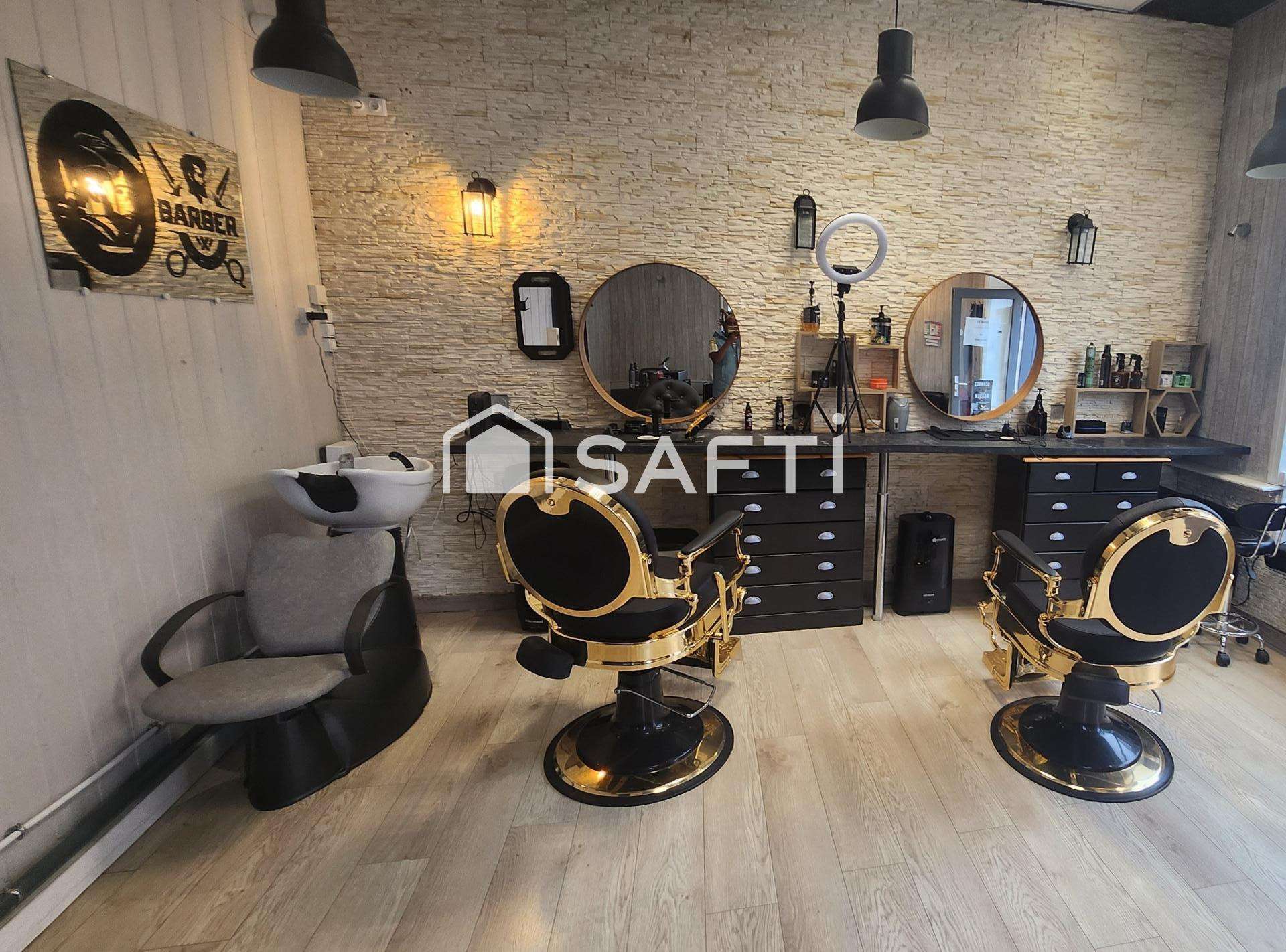 Vente salon de barbier en rue passante Saint Omer
