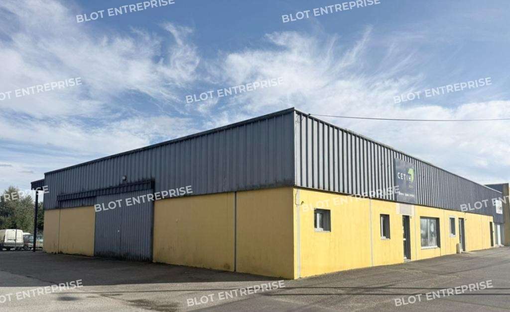 A vendre local d'activités de 885m² à Quimper