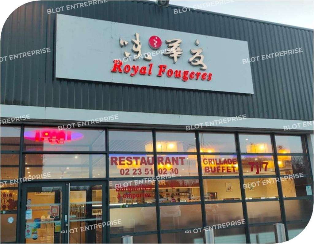 A louer local commercial 600m² en zc Lécousse (35)