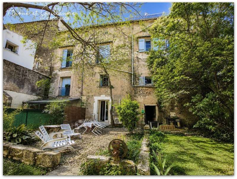 Immeuble de 360m² habitable à vendre à Pezenas