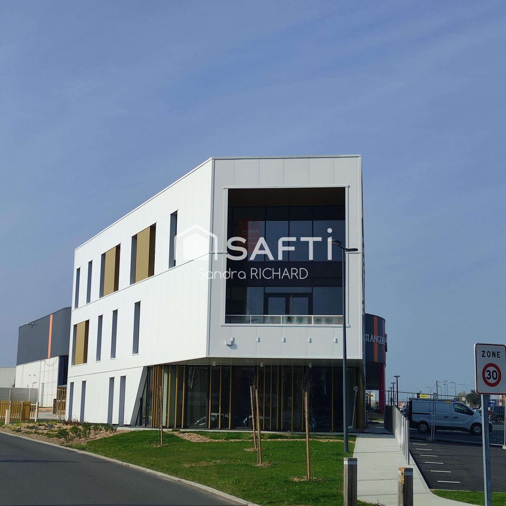 A louer bureaux neufs de 133m² à Châteaubriant