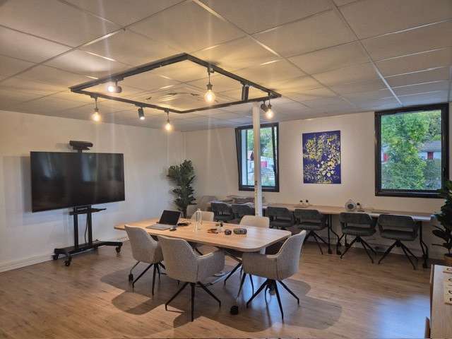 Vente bureaux clés en main 74m² St Pierre d'Irube